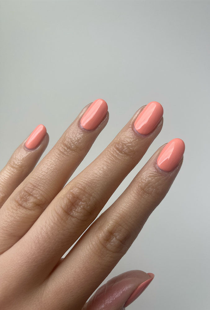 Nail Polish Peach Pink | RobyNails